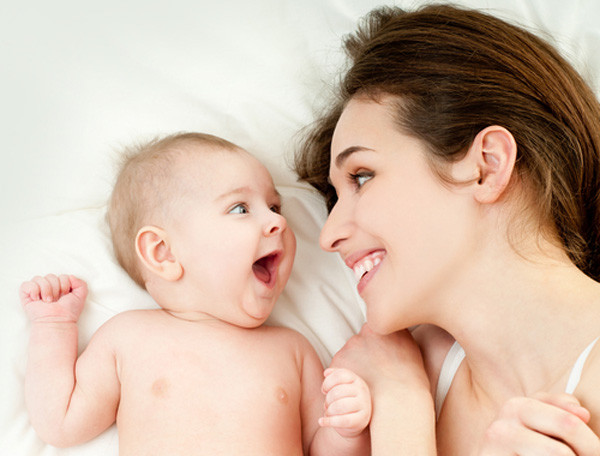 Học ngay 10 cách ra hiệu “trò chuyện” với bé 6 tháng tuổi | Báo Giáo dục và  Thời đại Online
