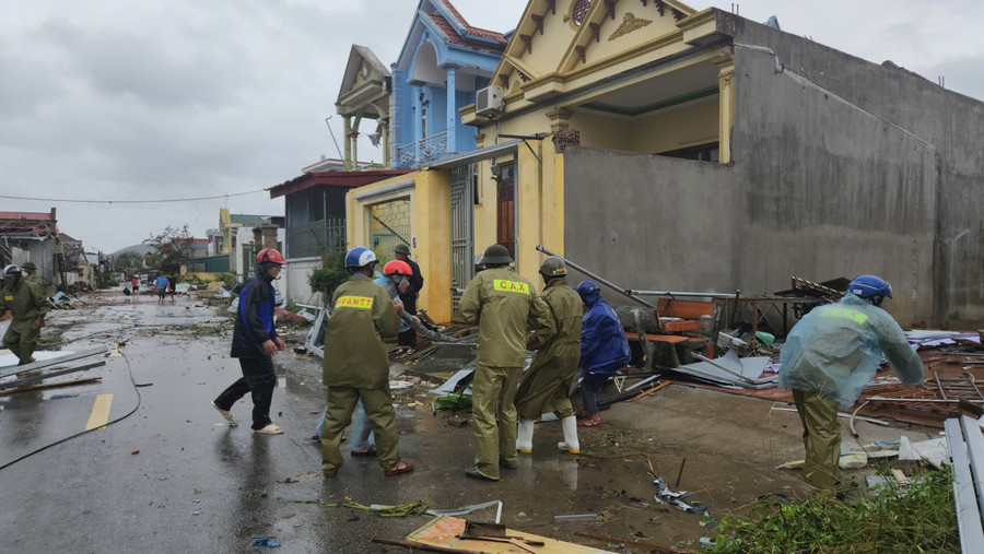 Hơn 600 căn nhà dân ở Thanh Hoá bị thiệt hại do bão Bualoi gây ra.