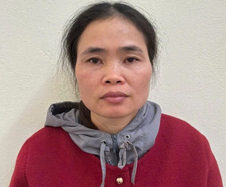 Đinh Thị Kim tại cơ quan CSĐT.