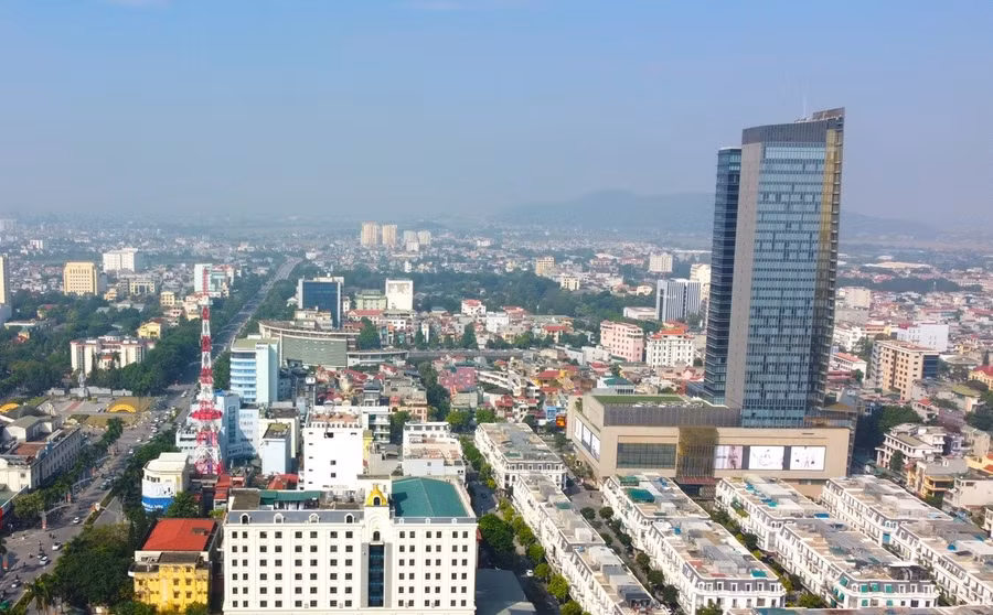 Một góc khu trung tâm của phường Hạc Thành sau sáp nhập.