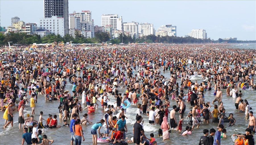 Du lịch Thanh Hoá phát triển có sự đóng góp to lớn của Hiệp hội du lịch Thanh Hoá. bien-sam-son-12-02.jpg