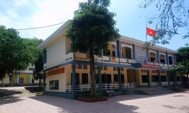 Trường PTDT nội trú THCS Quan Hoá.