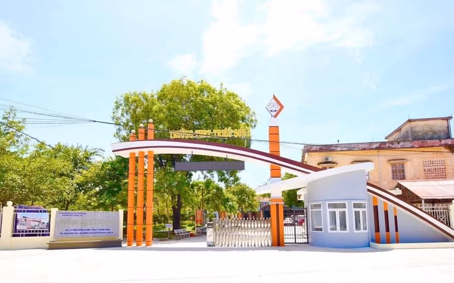 Trường THPT Triệu Sơn 1.