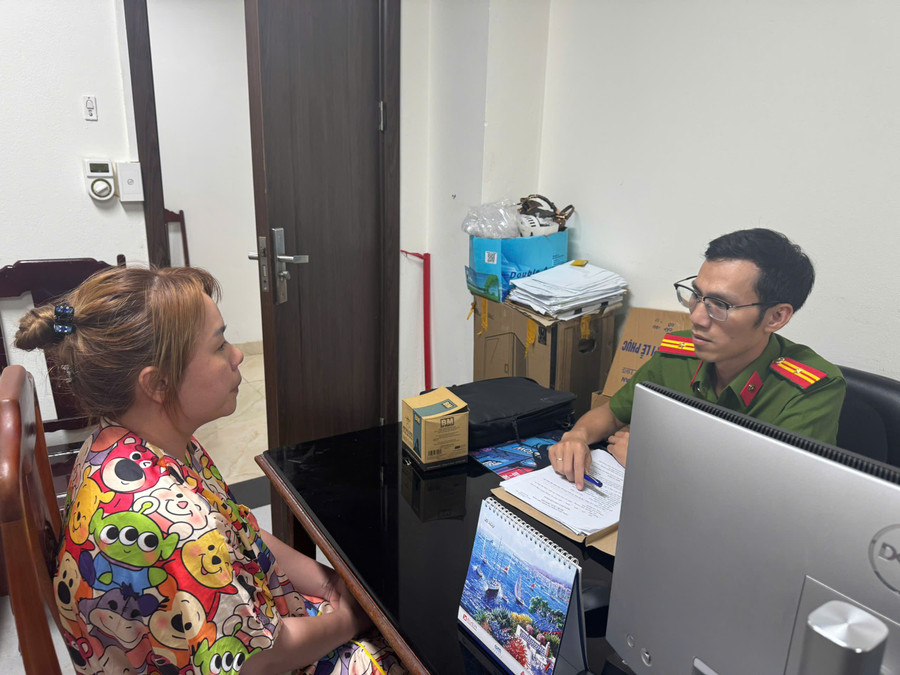 Nguyễn Hồng Nhung cầm đầu đường dây lừa đảo mua hàng bốc thăm trúng thưởng.