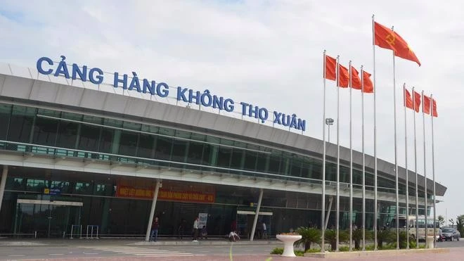 Cảng hàng không Thọ Xuân phải tạm dừng hoạt động 12 tiếng.