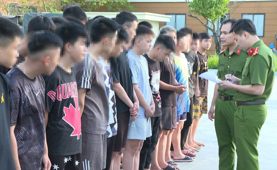 Công an Thanh Hoá tạm giữ hình sự 38 thanh thiếu niên.