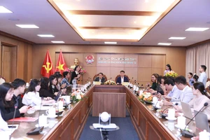 Quang cảnh buổi họp báo.