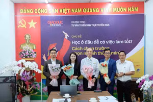 Buổi giao lưu trực tuyến chủ đề “Học ở đâu để có việc làm tốt? - Cách chọn trường, chọn ngành thông minh” diễn ra từ 9h00 ngày 8/7.