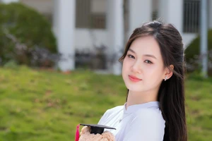 Ảnh: Nữ sinh Nguyễn Lê Hiền Mai.