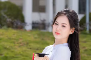 Ảnh: Nữ sinh Nguyễn Lê Hiền Mai.