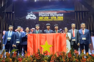 Đội tuyển quốc gia Việt Nam tại Kỳ thi Olympic Vật lí quốc tế lần thứ 56 (IPhO 2026). Ảnh: NTCC