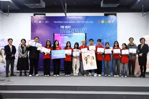 Đội thi giành được ngôi vị quán quân chung cuộc.