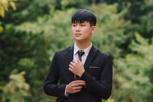 Lý Quốc Hùng, học sinh Trường THPT Lương Văn Tri thủ khoa khối C00 của tỉnh Lạng Sơn.