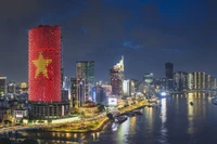 Khu vực bến Bạch Đằng lung linh về đêm. Ảnh: TTXVN.