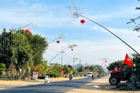 Người dân dựng cây nêu ngày Tết để gìn giữ văn hóa truyền thống từ xa xưa.