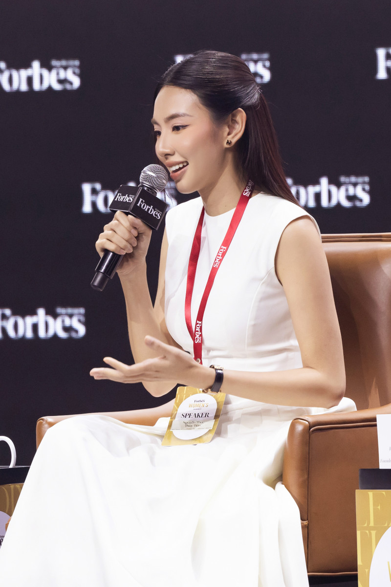 Hoa hậu Thùy Tiên làm diễn giả tại Forbes Vietnam