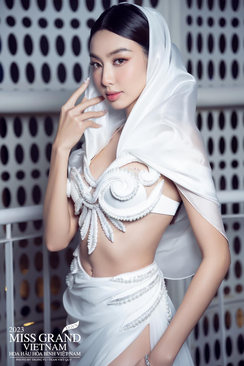 Nghi vấn Thùy Tiên được ưu ái để nổi bật trên sân khấu Miss Grand Vietnam