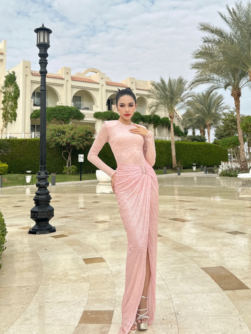 Á hậu Ngọc Hằng liên tục ghi điểm tại Miss Intercontinental 2023