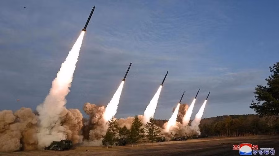 Triều Tiên cung cấp tên lửa Hwasong-11C cho Nga: Bước ngoặt của xung đột Ukraine?