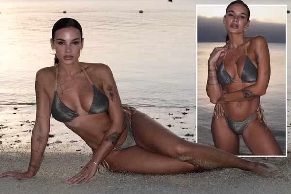 Con gái cựu sao Ngoại hạng Anh gây sốt với ảnh bikini nóng bỏng