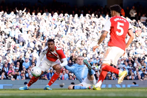 Siêu máy tính gọi tên nhà vô địch, Tottenham ‘bật’ khỏi Ngoại hạng Anh