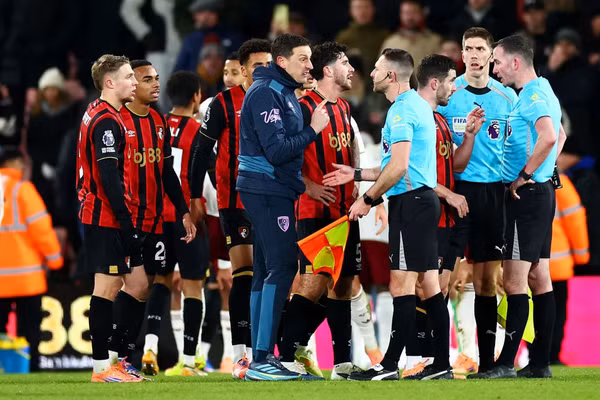 Arsenal 'tiến thêm bước nữa' đến chức vô địch Ngoại hạng Anh
