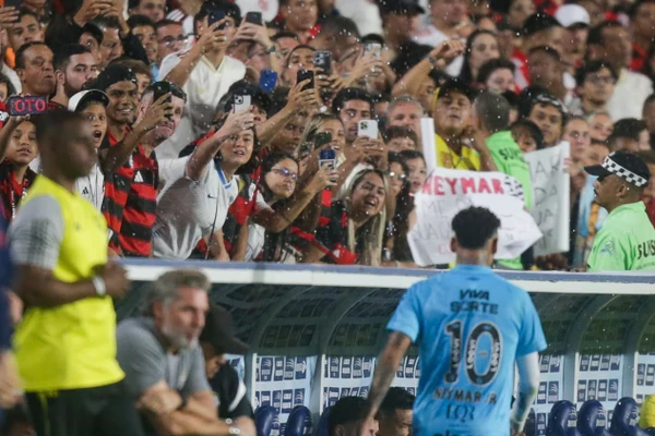 Neymar lại 'gây ồn ào, thị phi'