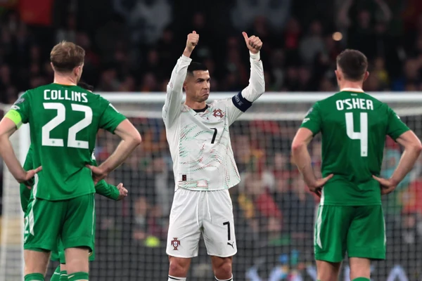 Liên đoàn bóng đá Bồ Đào Nha ‘giải cứu’ Ronaldo