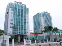 Tòa Tháp đôi tại số 142–144 đường Lê Lợi (phường Trần Hưng Đạo, tỉnh Hưng Yên) được bàn giao cho Trường Đại học Thái Bình. Ảnh: Đinh Chiến