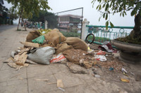 Ho Tay hoi thoi, ngap rac sau khi thao do nha hang noi - Anh 19