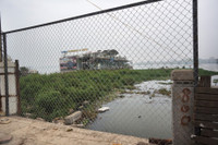 Ho Tay hoi thoi, ngap rac sau khi thao do nha hang noi - Anh 13