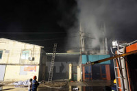 Hinh anh hien truong vu chay lon xuong giay o Tu Son - Anh 4