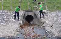 "Anh Tây móc cống" lại tham gia dọn dẹp dòng sông Tô Lịch ảnh 5