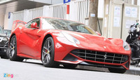Siêu xe Ferrari F12 Berlinetta đầu tiên lăn bánh ở Hà Nội