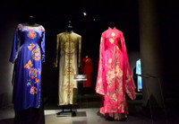 Long bào vua Bảo Đại phục chế trị giá hơn 1 tỷ đồng ảnh 9