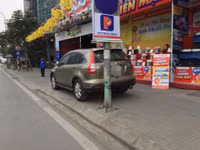 Via he Ha Noi bi lan chiem tren nhieu tuyen pho - Anh 4