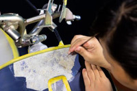 Chuyện phía sau chiếc xe cẩn trứng độc bản ảnh 1 Chuyen phia sau chiec xe can trung doc ban - Anh 1