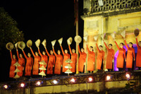 Hoang thanh lung linh trong dem khai mac Festival ao dai Ha Noi - Anh 4