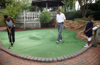 Gia dinh Tong thong Obama trong 8 nam qua anh - Anh 9