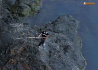 Dan lieu mang du day xuong dap thuy dien Hoa Binh cau ca - Anh 7