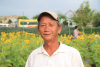 Gioi tre Da Thanh thich thu voi vuon hoa Huong Duong doc dao. - Anh 7