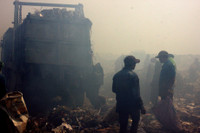 Rui ro nghe boi rac kiem ke sinh nhai o New Delhi - Anh 10