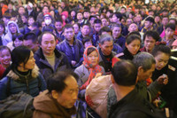 Canh nguoi dan Trung Quoc un un ve que an Tet - Anh 10