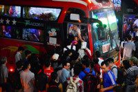 Cho xe khach tu trua toi nua dem o ben Nuoc Ngam - Anh 4