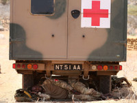 Linh Anh kho luyen giua nang nong 40 do o Kenya - Anh 3