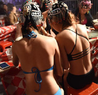 Dàn mẫu bikini nóng bỏng “gia nhiệt” cho đại tiệc lẩu nghìn người ảnh 7