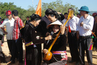  Giao lưu biểu diễn hát then đàn tính của các nghệ nhân Tày, Nùng. 