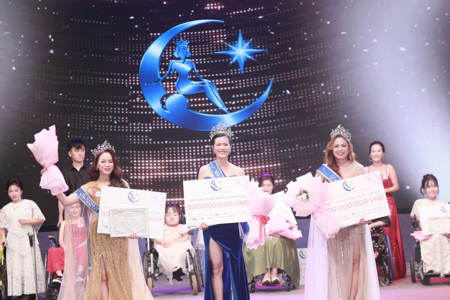Top 3 chung cuộc Cuộc thi Hoa hậu Trăng Khuyết Việt Nam 2025. Ảnh: Ban tổ chức.