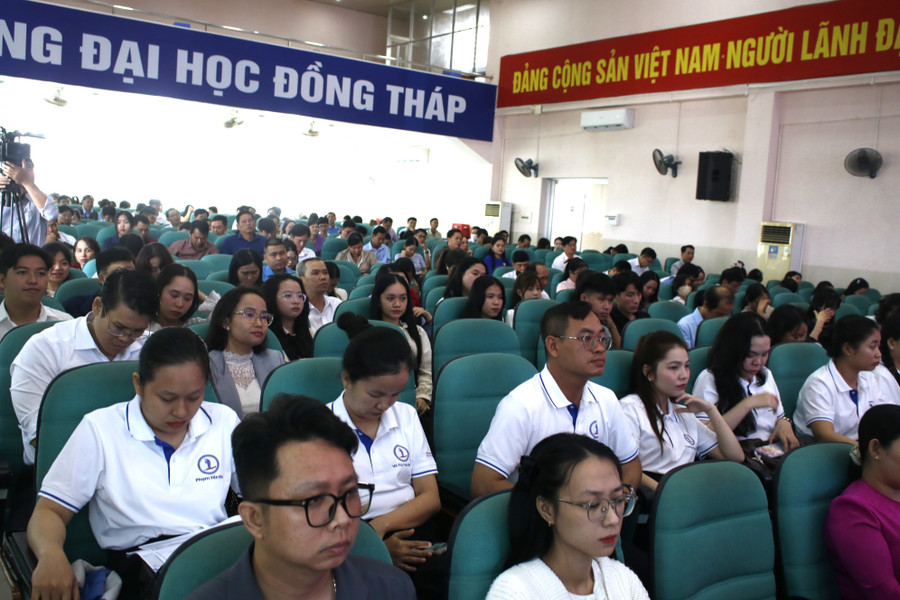 Trường Đại học Đồng Tháp khai giảng đào tạo trình độ thạc sĩ cho 437 học viên