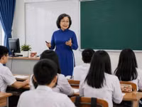 Lần đầu quy định về nhà giáo hợp đồng toàn thời gian sau khi nghỉ hưu. Ảnh minh họa/internet.